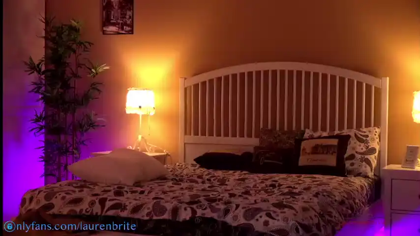 Laurenbrite – [Chaturbate] Best Home Alone Prostitetus – 2025-01-11 15:50:43