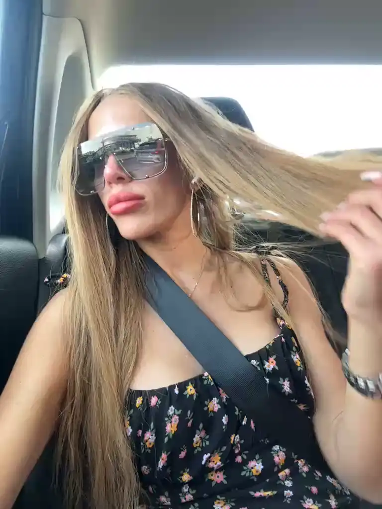 Blondinochkaa – [Bongacams] High Qulity Video Fucks Herself Erotic – 2025-05-25 23:25:29