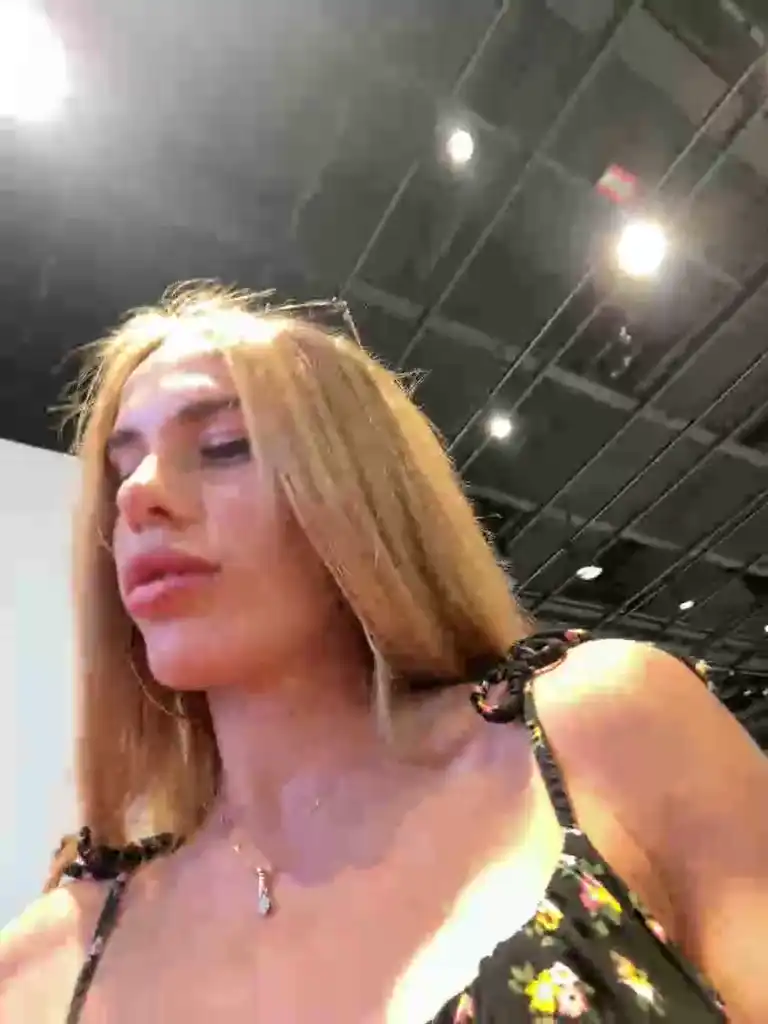 Blondinochkaa – [Bongacams] Lovely Natural Body Tru Private – 2025-10-01 02:07:40