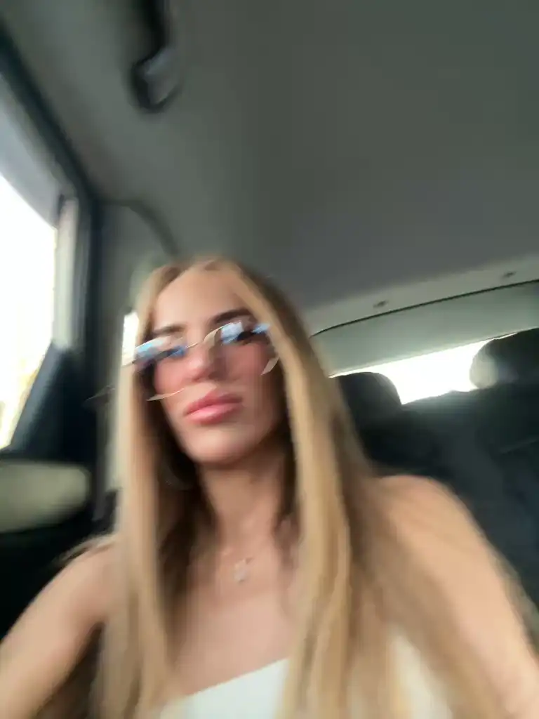 Blondinochkaa – [Bongacams] Record Ass Hot Parts – 2025-08-07 04:25:15