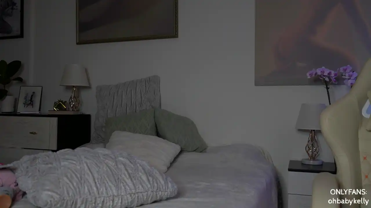 Ohbabykelly – [Bongacams] Amazing Private Video Flashing Ass – 2025-04-02 07:47:04
