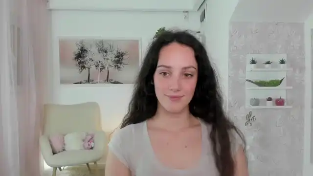 Sophie_rain18 – [Myfreecams] Russian Girl Blowjob Twerking – 2025-06-20 01:09:38