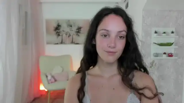 Sophie_rain18 – [Myfreecams] Busty Porn Web Chat Naked Model – 2025-04-06 01:45:57
