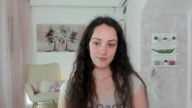 Sophie_rain18 – [Myfreecams] Rubbing Pussy Nora Awesome – 2025-11-18 23:03:07
