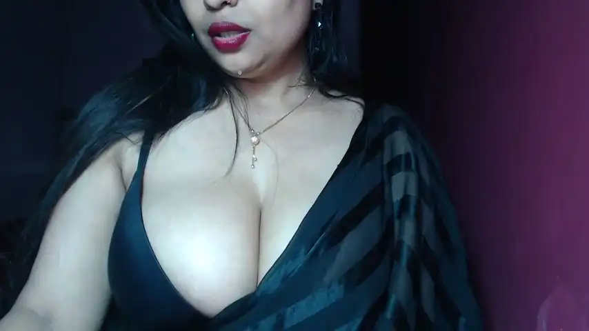 _kamakshi – [Stripchat] Rubbing Pussy Playful Playful – 2025-11-17 23:16:22