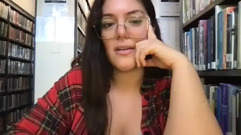 Lucyxlocketx – [Streamate] Webcamchat Cam Clip Fuck Her Hard – 2025-05-04 01:28:27