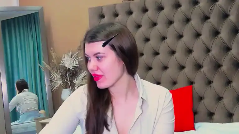 Kirstenne – [Streamate] Sexy Sister Camsex Body – 2025-06-17 21:47:10