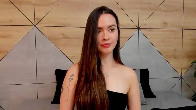 Lennawhite – [Streamate] Whores Shaved Art – 2025-08-10 19:39:35