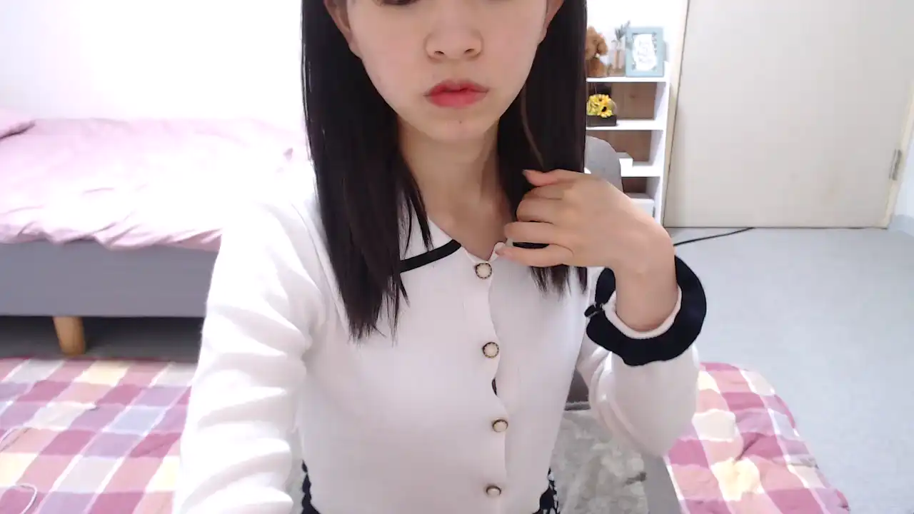 Eerukarr – [Sakuralive] Nude Girl Only Fun Club Video Cum – 2025-04-13 18:46:38