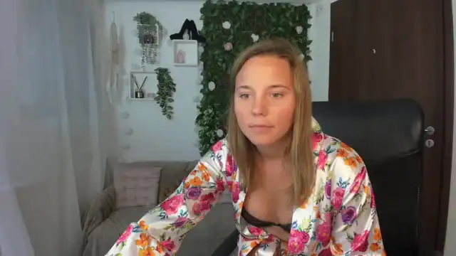 Lexi_anne18 – [Myfreecams] Home Video Rides Dream Girl – 2025-06-03 07:22:30
