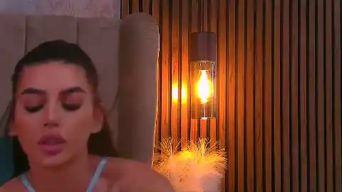 Amy-blair – [Flirt4free] Cum Naked Cam Video – 2025-06-17 12:43:35