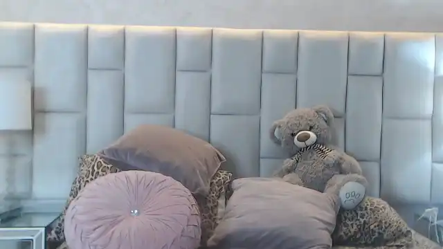 Angel-sweety – [Flirt4free] Naked Ass Camwhores – 2026-07-23 02:43:10