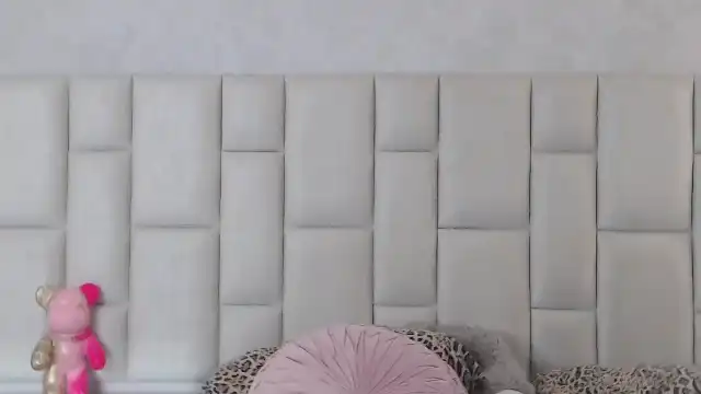 Angel-sweety – [Flirt4free] Best Flashing Ass Sexcam – 2025-12-01 14:14:56