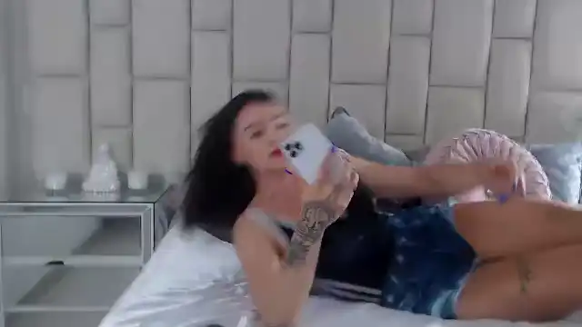 Angel-sweety – [Flirt4free] New Record Clip Does Everything Livecam – 2025-03-31 12:31:49