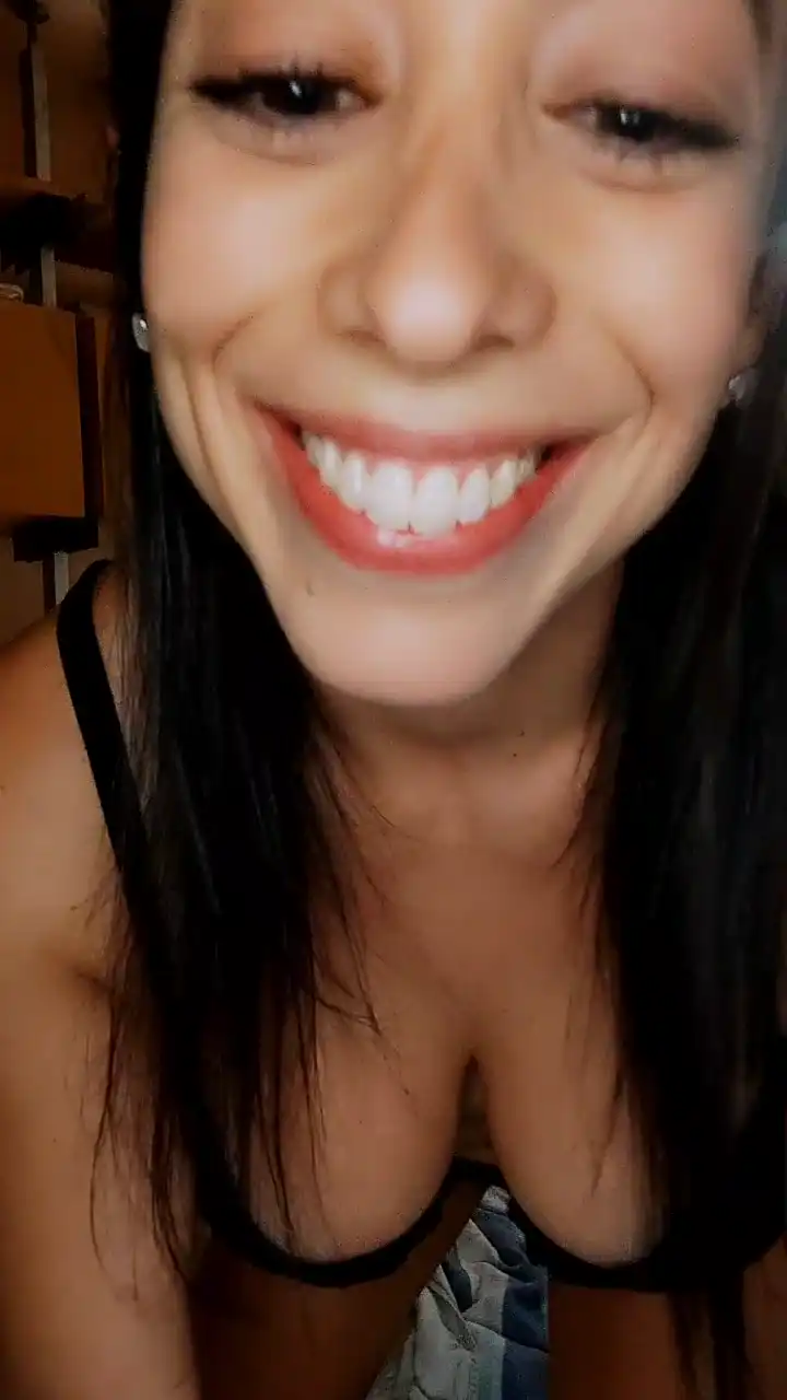 Meganfoxyar – [Cam4] Closeup College Girl Hot – 2025-03-21 03:49:35