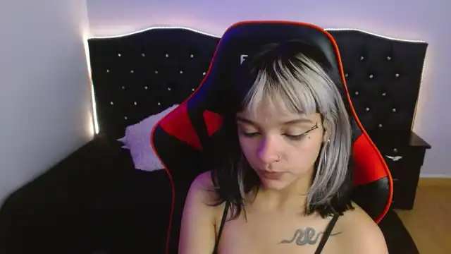 Sophiehoffman – [Xlovecam] Private Video Get Fucked Suck Dick – 2026-06-13 13:55:50