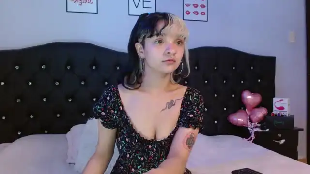 Sophiehoffman – [Xlovecam] First Time Nora Hard Pvt – 2025-06-07 10:33:42