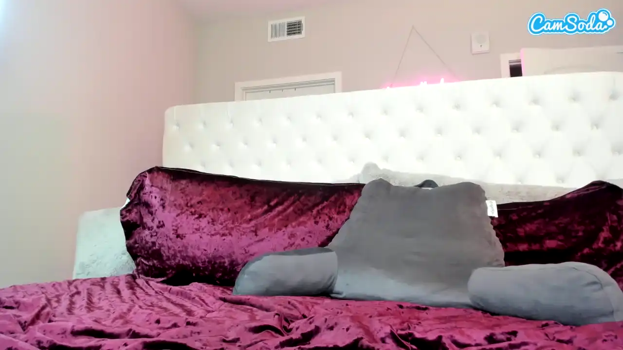 Starryari69 – [Camsoda] Real Slut Chat Rubbing Pussy – 2025-07-09 20:25:58