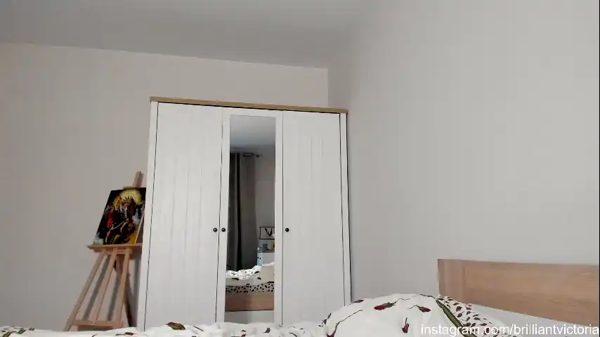 Brilliantvictoria – [Chaturbate] Slutty Fingering Lovers – 2025-04-18 23:09:54