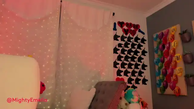 Mightyemelia – [Myfreecams] Shows Ass First Time Slutty – 2025-03-24 15:43:25