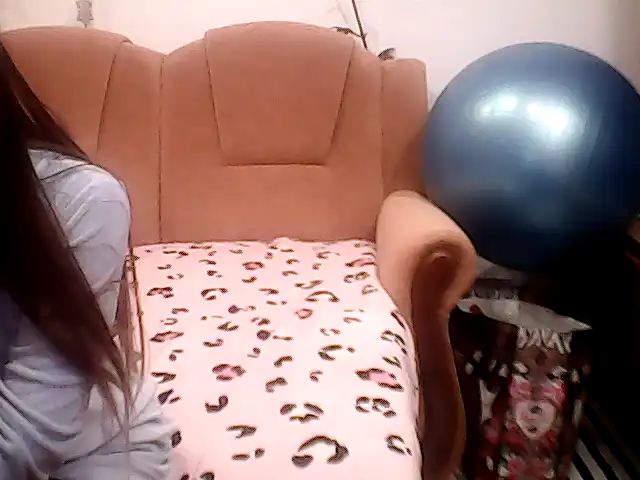 Sexynikola_ – [Showup] Gets Lucky First Time Live Cams – 2025-04-15 09:05:35