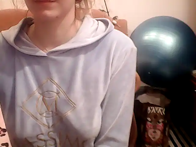 Sexynikola_ – [Showup] Caught On Webcam Young Slut Hidden – 2025-02-26 11:29:28