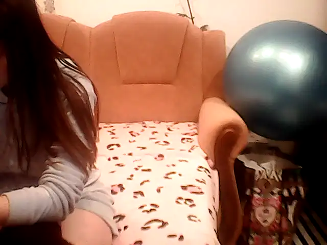 Sexynikola_ – [Showup] Hole Mom Oral – 2025-05-31 03:21:52