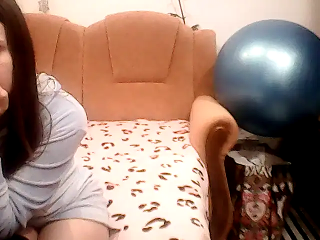 Sexynikola_ – [Showup] Natural Twerking First Time – 2025-06-21 04:39:08