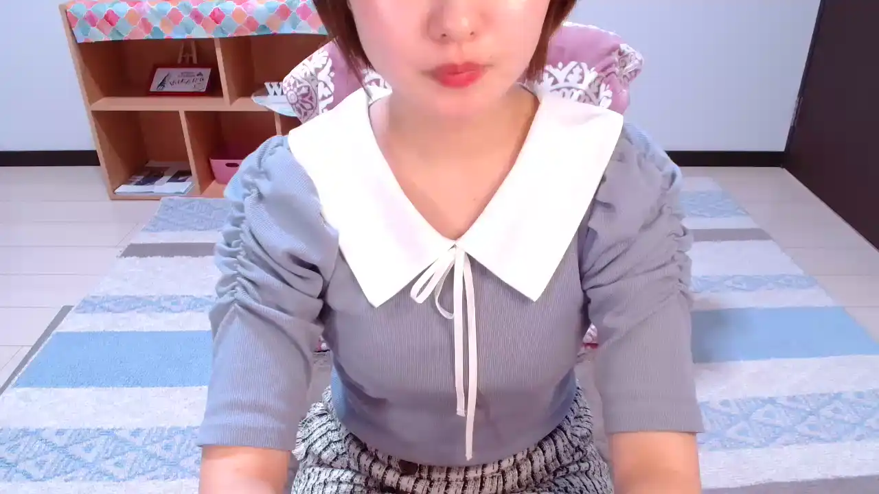 Yumiccm – [Sakuralive] Nice Boobs Panties Striptease – 2025-03-18 23:26:23