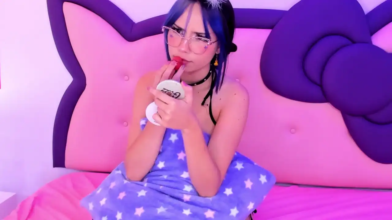 Anniejules – [Xlovecam] Camsex Cute Webcam Girl Fuck Her Hard – 2025-07-26 07:36:57