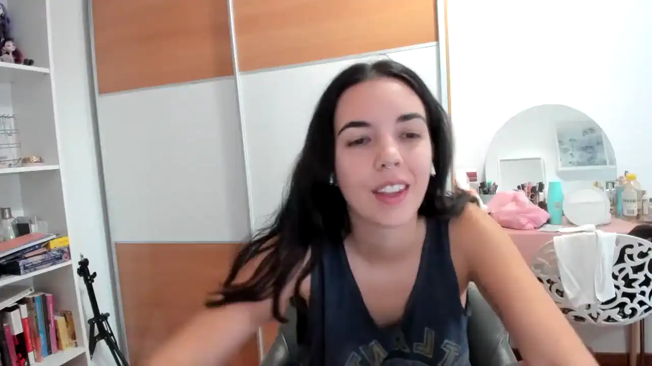 Lolaafrodita – [Amateur.tv] Cam Clip Wet Beautiful – 2025-03-19 16:23:33