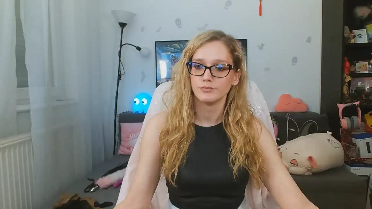 Lunanicole – [Cam4] Obmihod Cumming Super – 2025-02-01 02:56:21