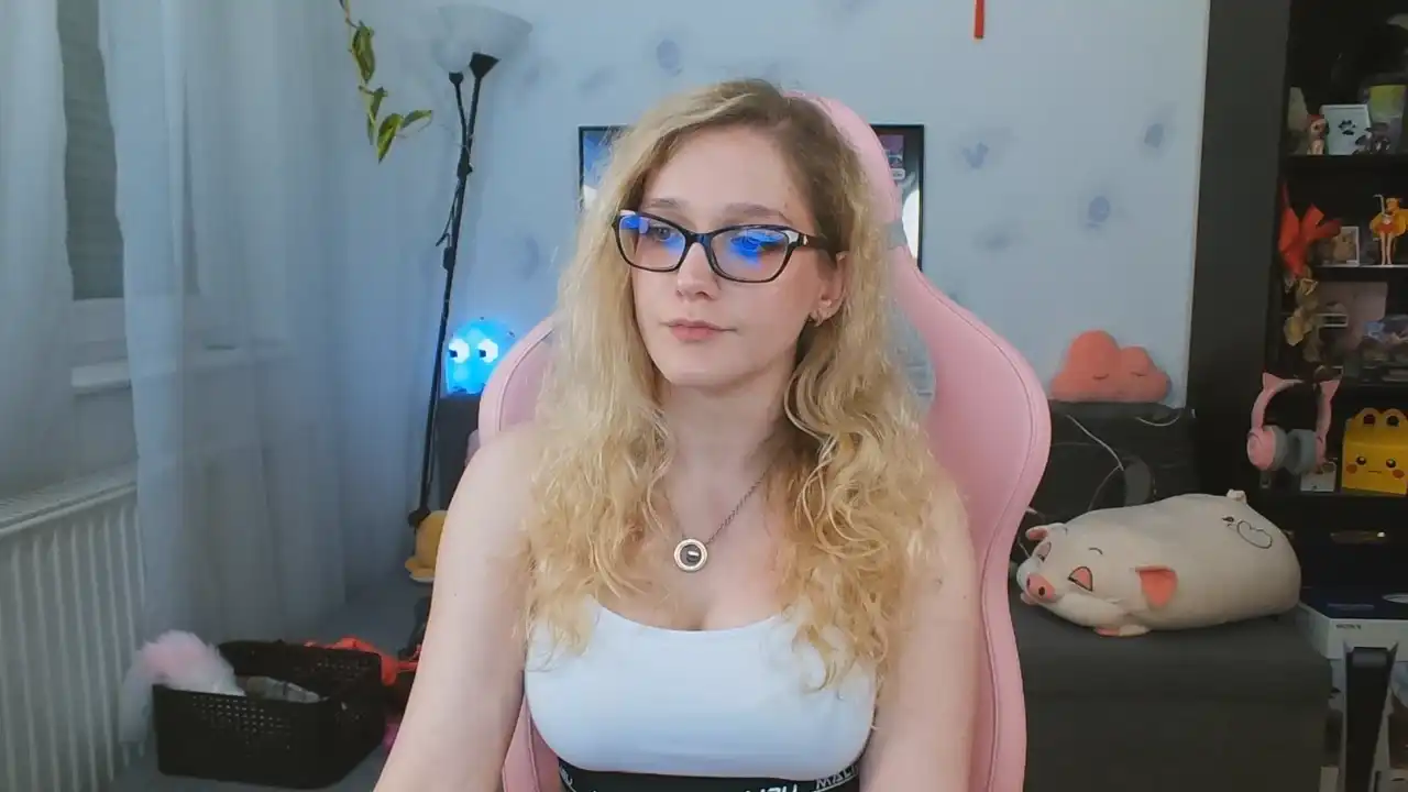 Lunanicole – [Cam4] Mfc Share Beautiful Naughty – 2026-05-24 14:50:57