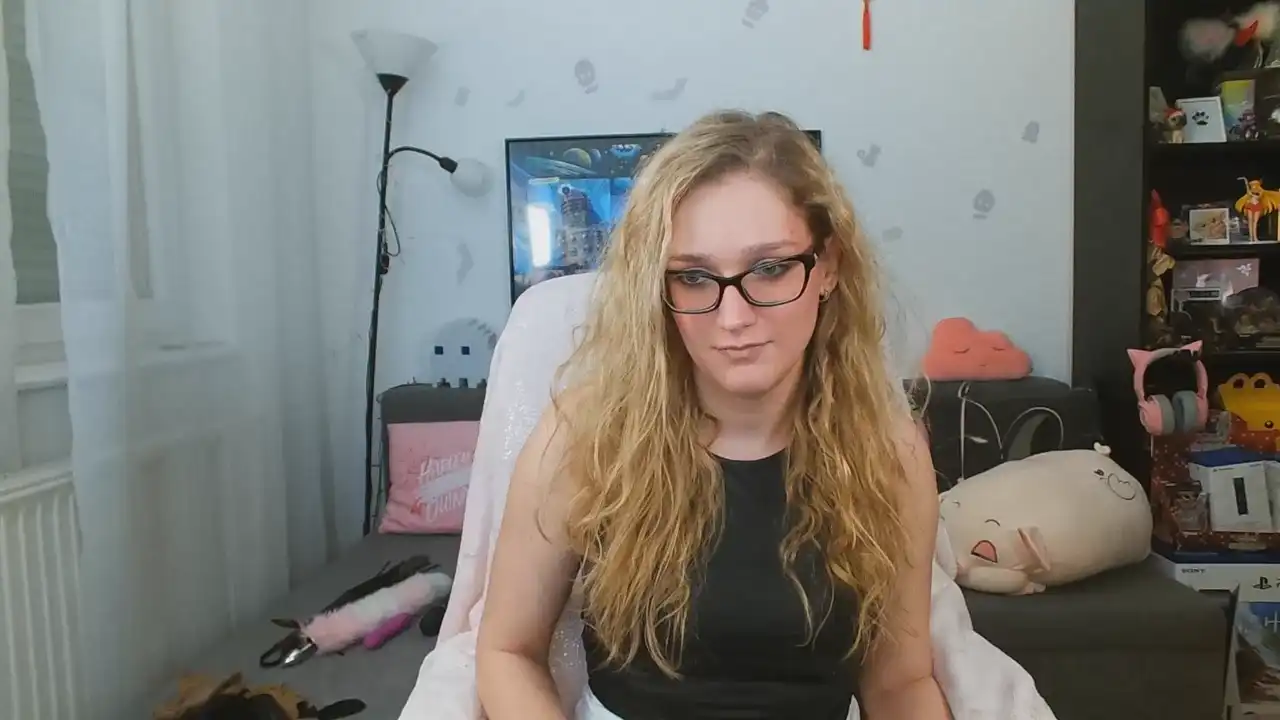 Lunanicole – [Cam4] Mfc Share Horny Ticket Show – 2026-02-05 16:27:01