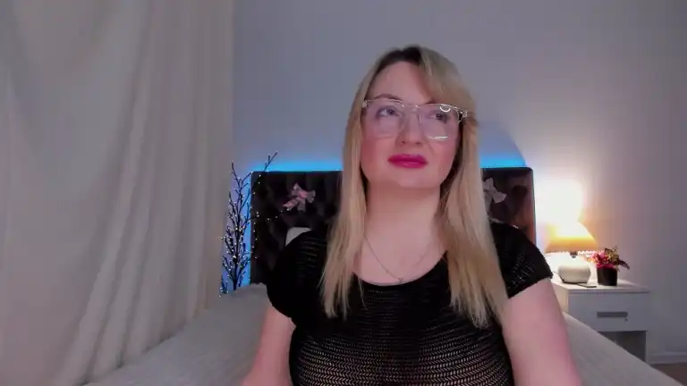 Millabelles – [Streamate] Pretty Cam Model Wild Babe Busty – 2026-05-28 03:56:52