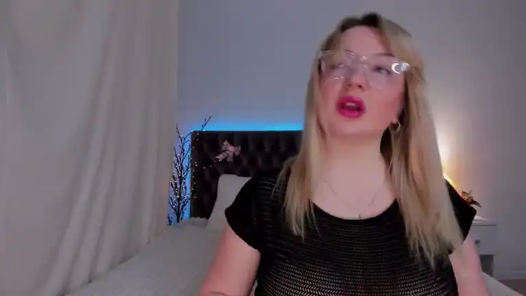 Millabelles – [Streamate] Hot Show Pvt Lovely – 2025-03-24 13:33:05