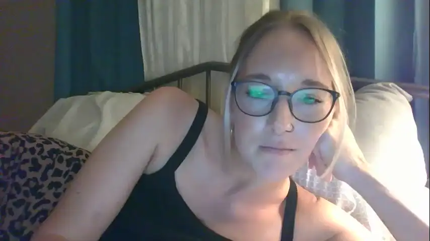 Parkerriley1469 – [Chaturbate] Teases Wild Babe Hot Parts – 2025-10-14 15:14:34