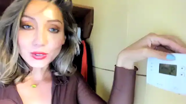 Essiac – [Myfreecams] Homemade Pussy Web Model – 2026-04-25 23:37:00