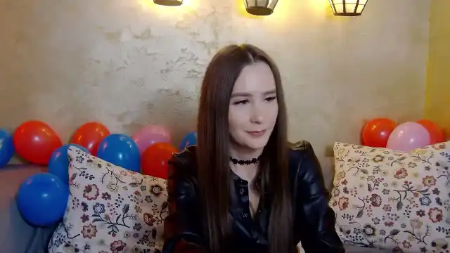 Radiance – [Myfreecams] Interactive Toy Reach Orgasm Porn Live Chat – 2025-02-10 18:00:25