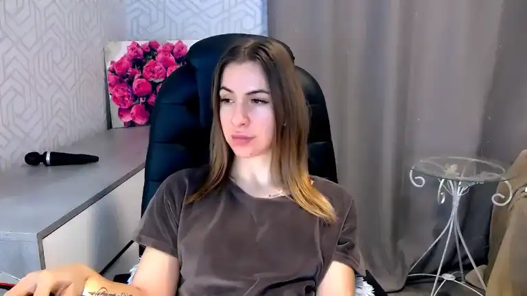 Megannaughtyy – [Streamate] Cumming Hole Natural – 2026-04-16 21:08:42