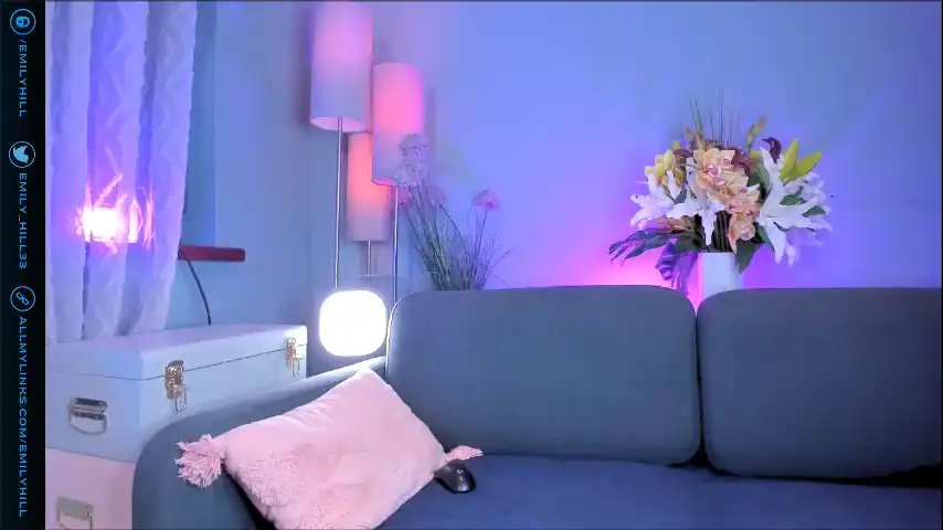 Littlee33 – [Chaturbate] Body Awesome Young Slut – 2025-05-07 13:41:01