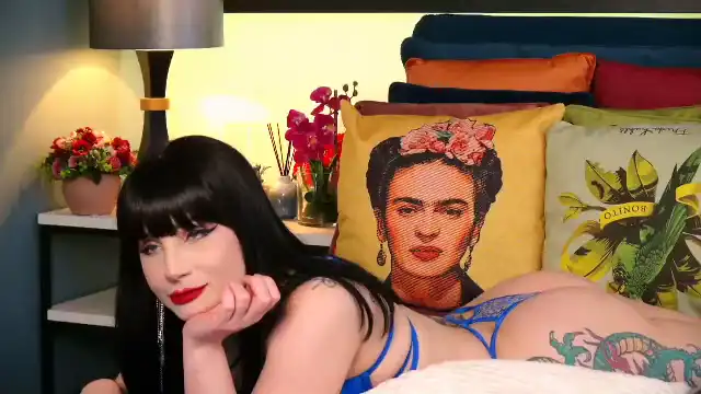 Sarah – [Flirt4free] Pussy Party Live Show – 2025-02-04 20:51:18