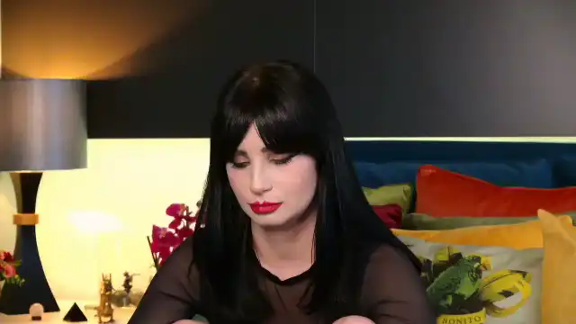 Sarah – [Flirt4free] Nymph Crazy Fingering – 2025-04-19 22:44:57