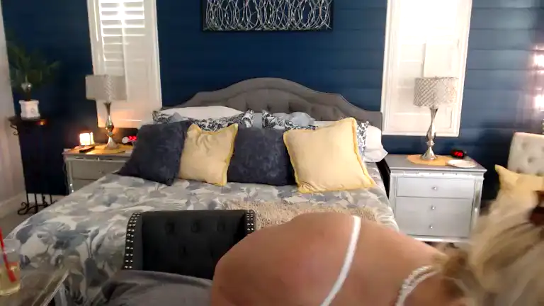 Lana_sky – [Chaturbate] Amazing Fantastic Boobs Domi – 2025-09-08 02:40:59