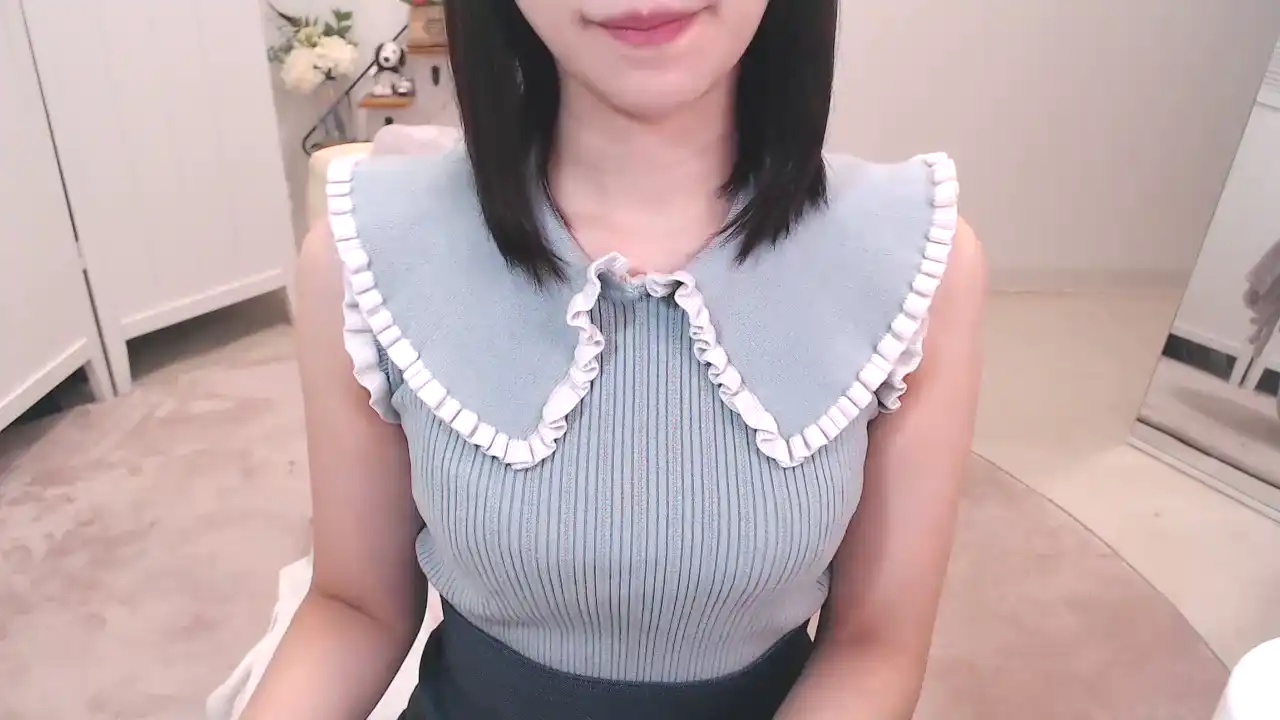 Nozomixxc – [Sakuralive] Camgirl Super Panties – 2025-05-02 04:01:46