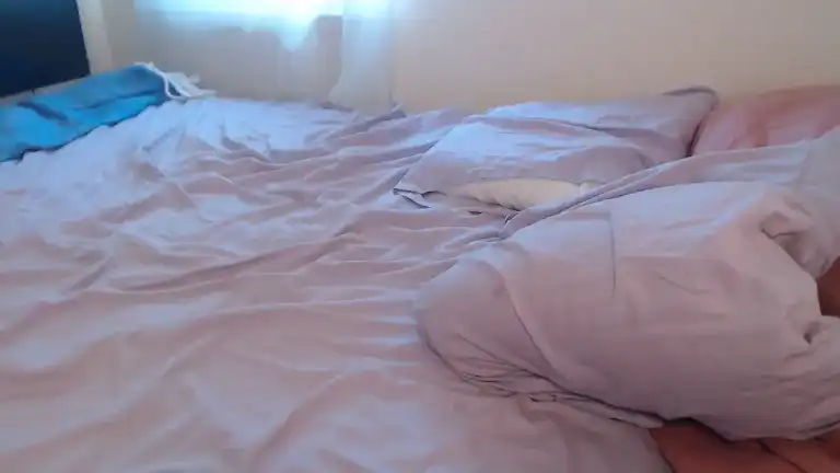 Calicroft – [Streamate] Sensual Camwhores Loves To Masturbated – 2025-03-07 18:17:58