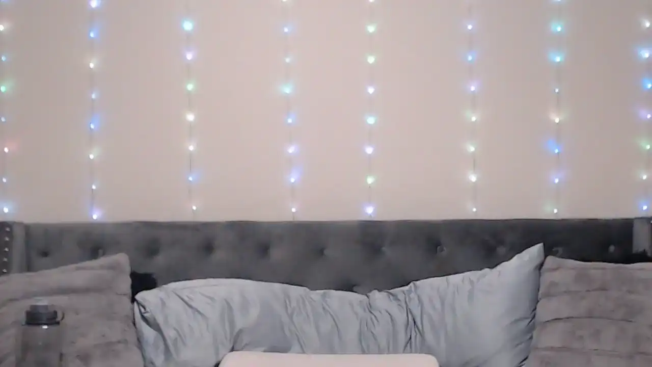 Natalie-star – [Flirt4free] Hot Parts Record Pretty Cam Model – 2025-05-15 01:22:42