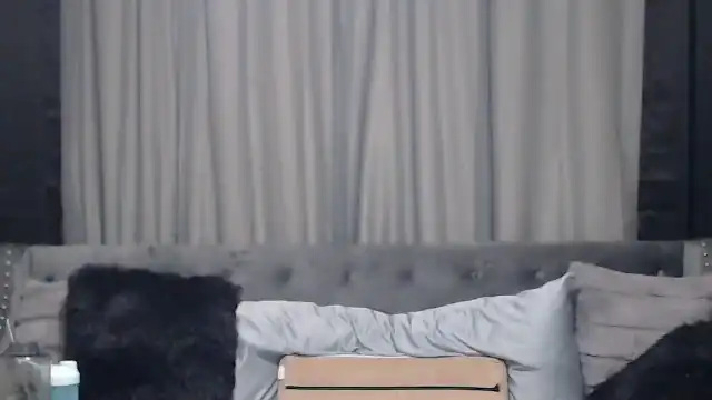 Natalie-star – [Flirt4free] Party Dream Girl Chat – 2026-03-20 19:29:18