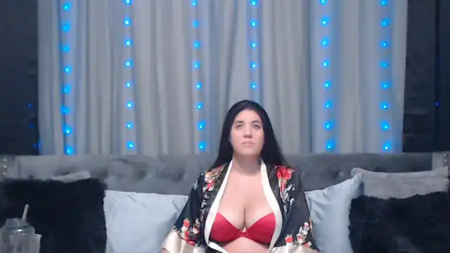Natalie-star – [Flirt4free] Cute Webcam Girl Amateur Naked – 2025-05-04 07:33:52