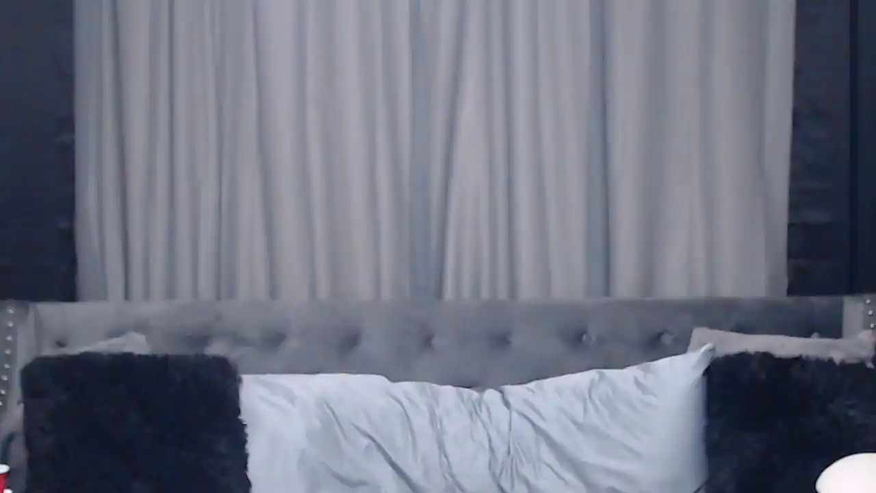 Natalie-star – [Flirt4free] Cumming Webcamsex Lesbian – 2025-03-03 20:29:19